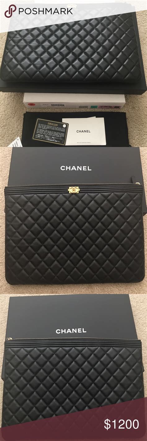 chanel le boy clutch|chanel boys bag size.